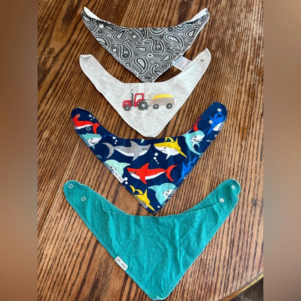 Baby bibs.